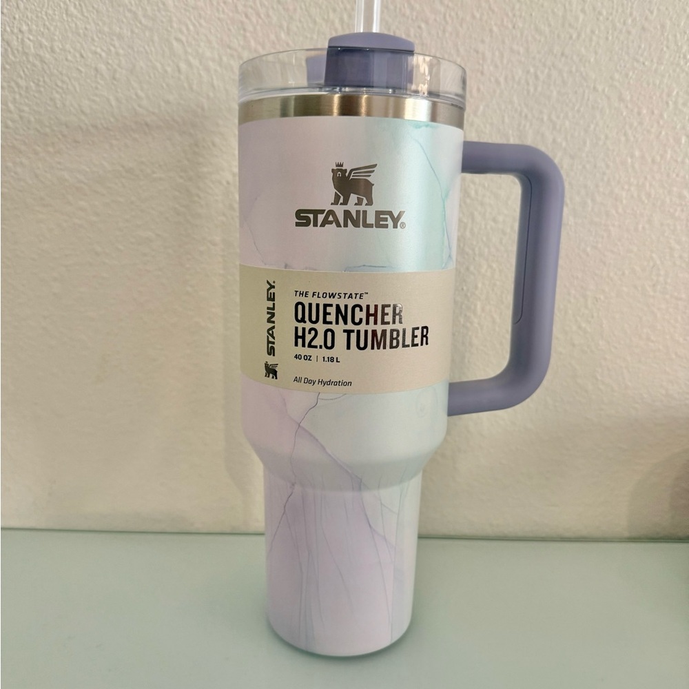 Stanley 40 oz Stainless Steel H2.0 FlowState
Quencher Tumbler Watercolor Dusk - Picture 5 of 10